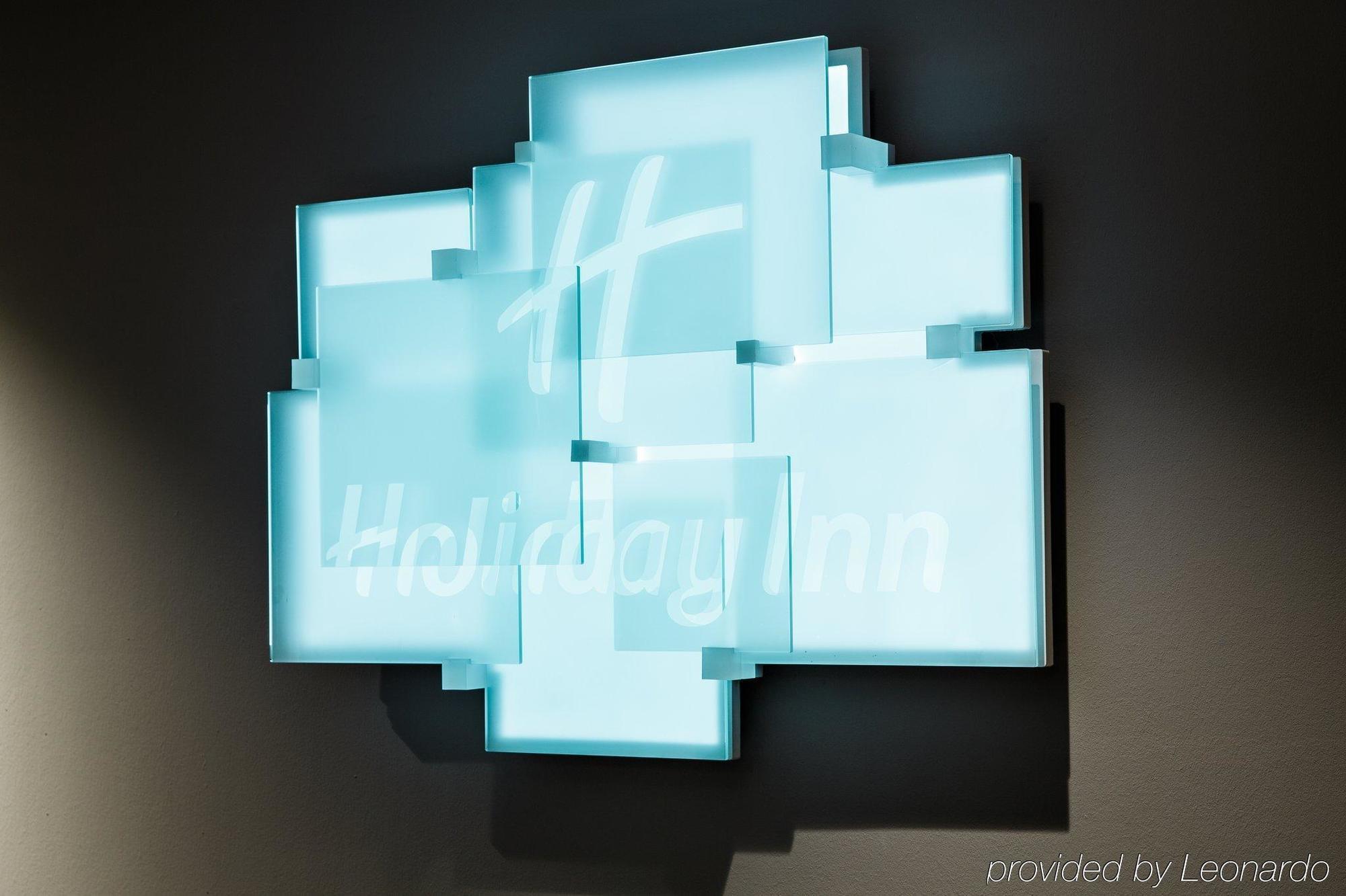- South, An Ihg Hotel