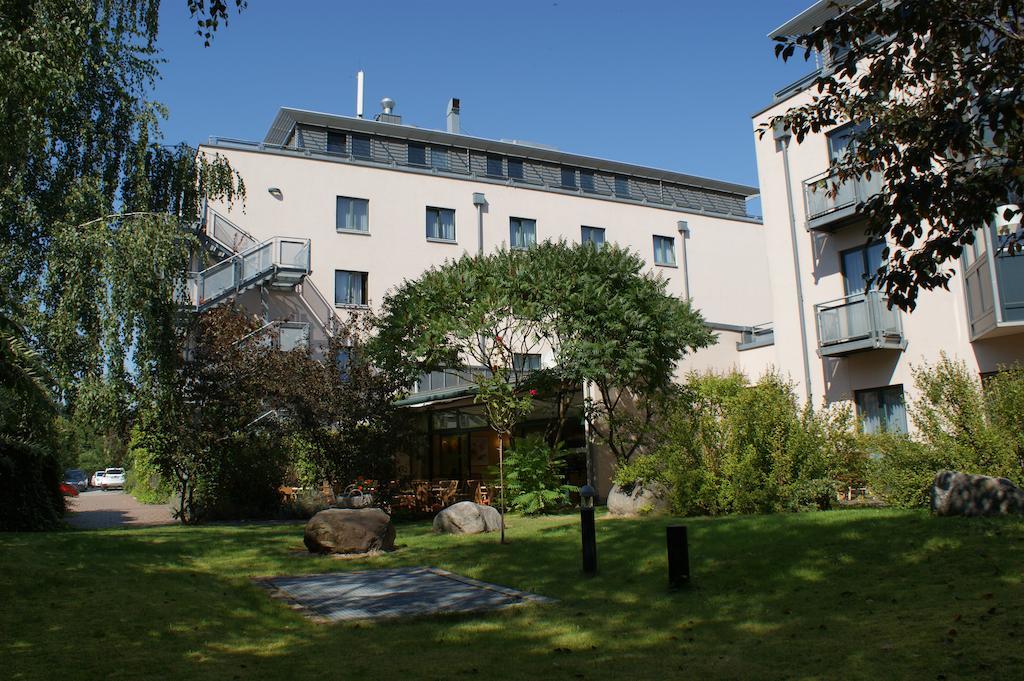 - South, An Ihg Hotel